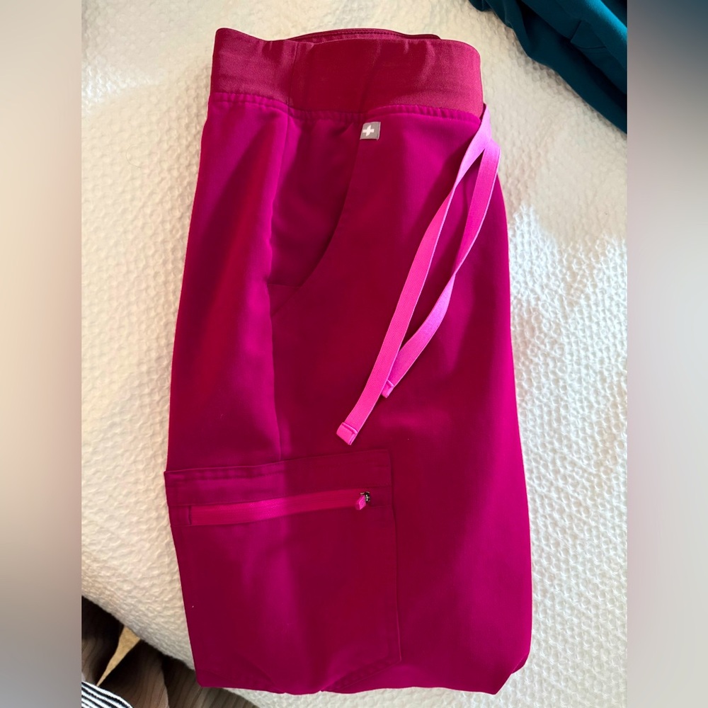 FIGS Zamora Jogger Scrub Pants in Dark Magenta